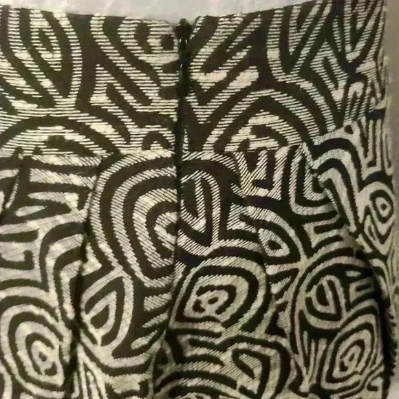 Eva Franco Blk & White Bubble Skirt Sz 8 - Picture 4 of 7